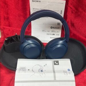 Sony Blue Wireless Noise Canceling Headphones